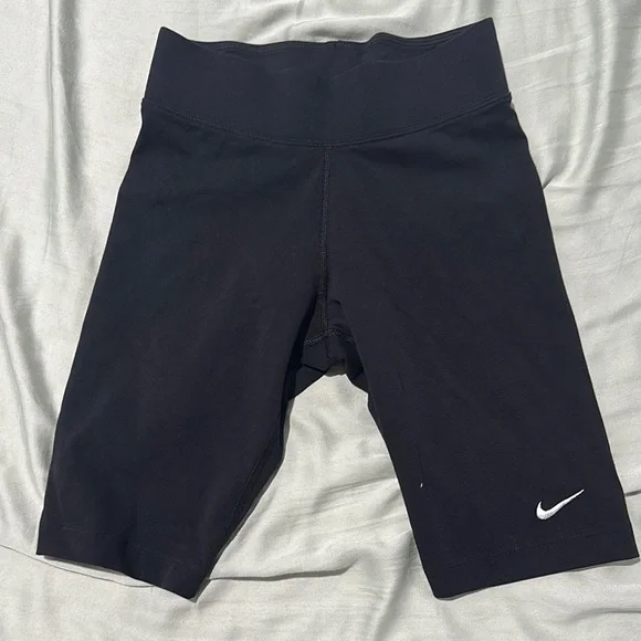 NWOT Nike Athletic Shorts - Picture 1 of 4